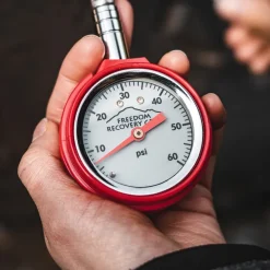 [FREEDOM SELF-CONTAINED EZ-RAPID TIRE DEFLATION TOOL WITH GAUGE]